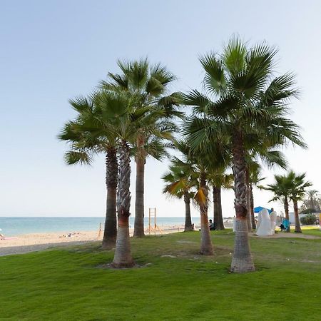 Picasso Daisy Fuengirola Exterior foto