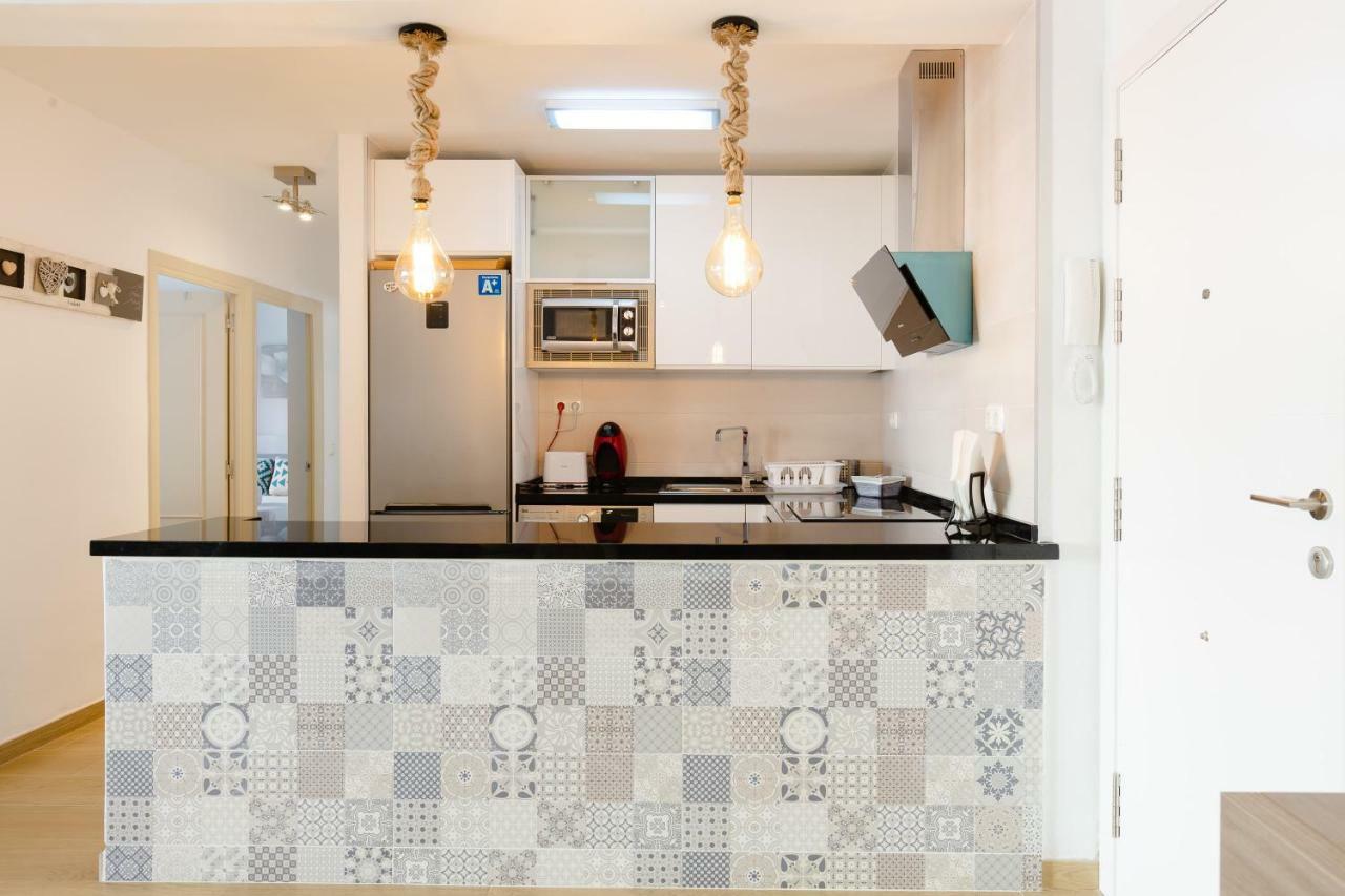 Picasso Daisy Fuengirola Exterior foto